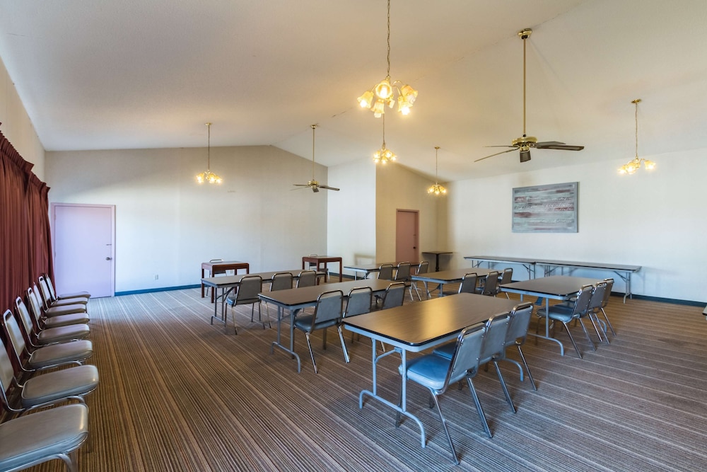 Motel6 Stephenville, TX 37/46