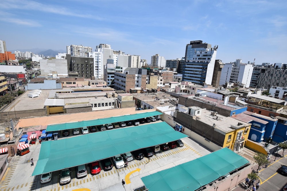 Lux Miraflores Apartments Alcanfores 14/19