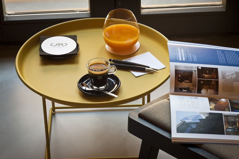 CARO HOTEL 37/71