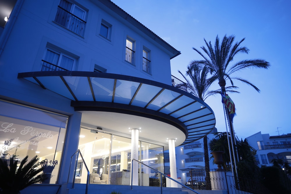 La Pergola Aparthotel 2/60