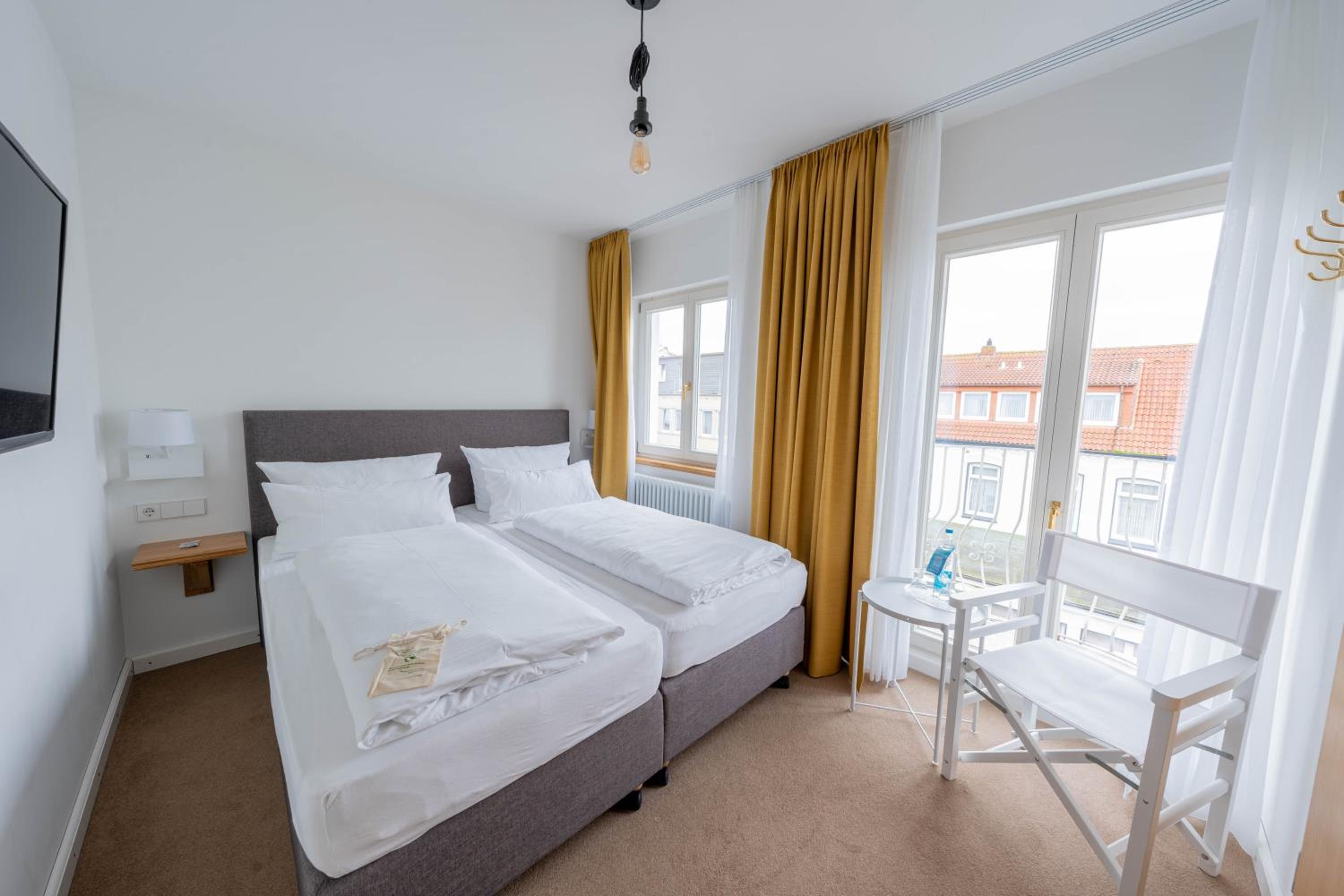 غرفة اقتصادية بسرير مزدوج