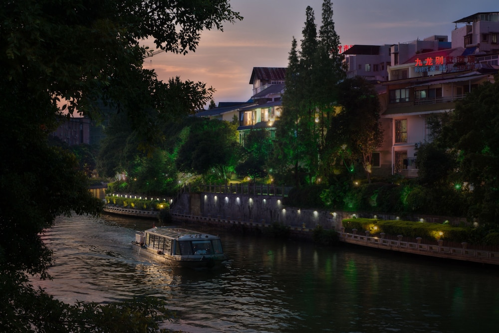 Riverside Inn Guilin Central 43/48