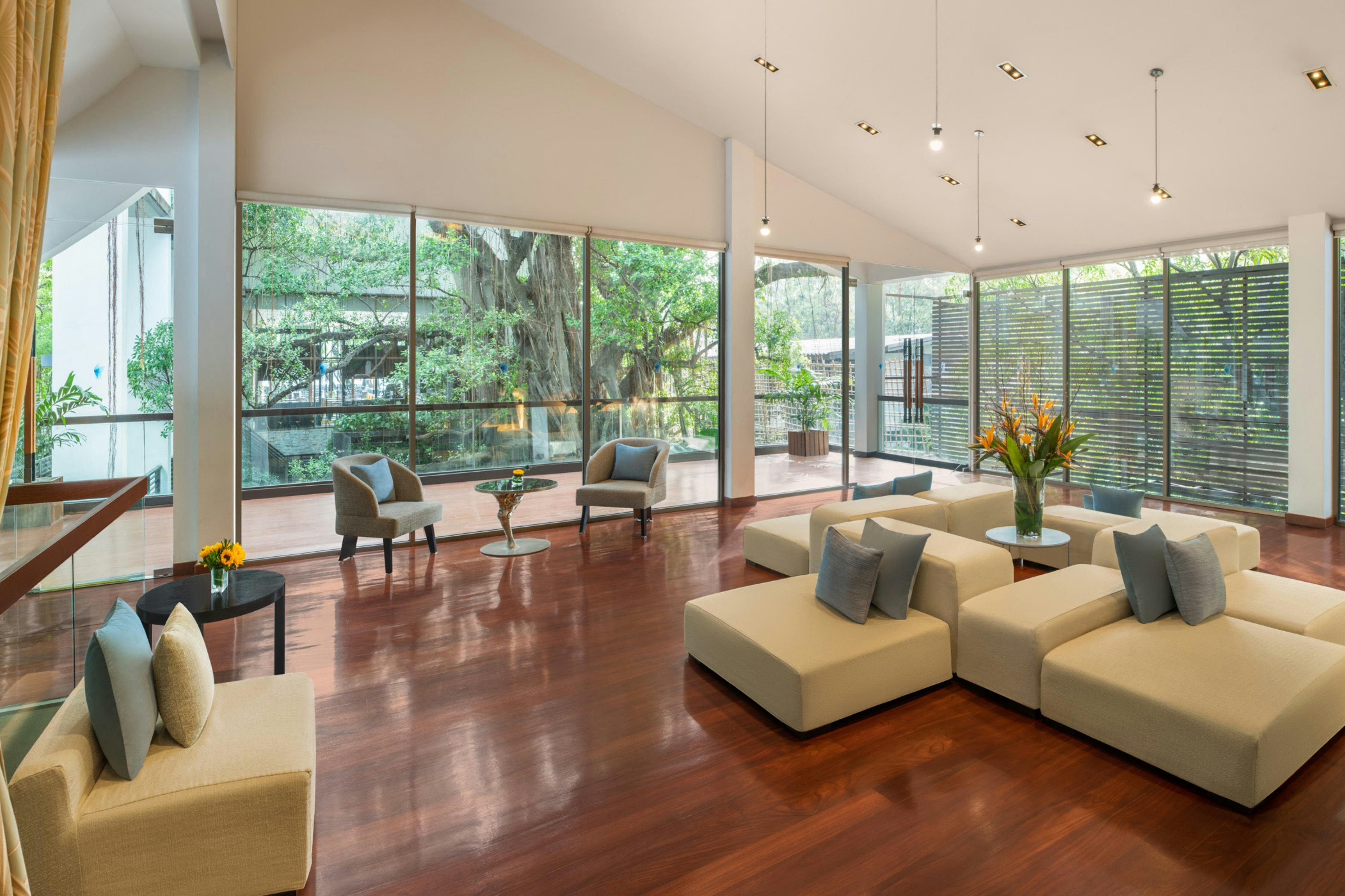 Millennium Hilton Bangkok 82/113