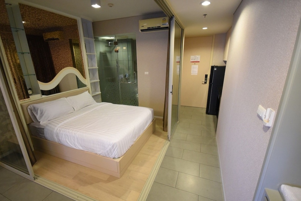 Boonrumpa Condotel 15/64