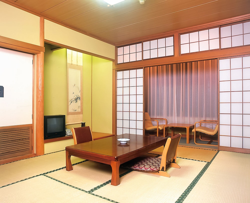 Yunosato Sugina 44/61