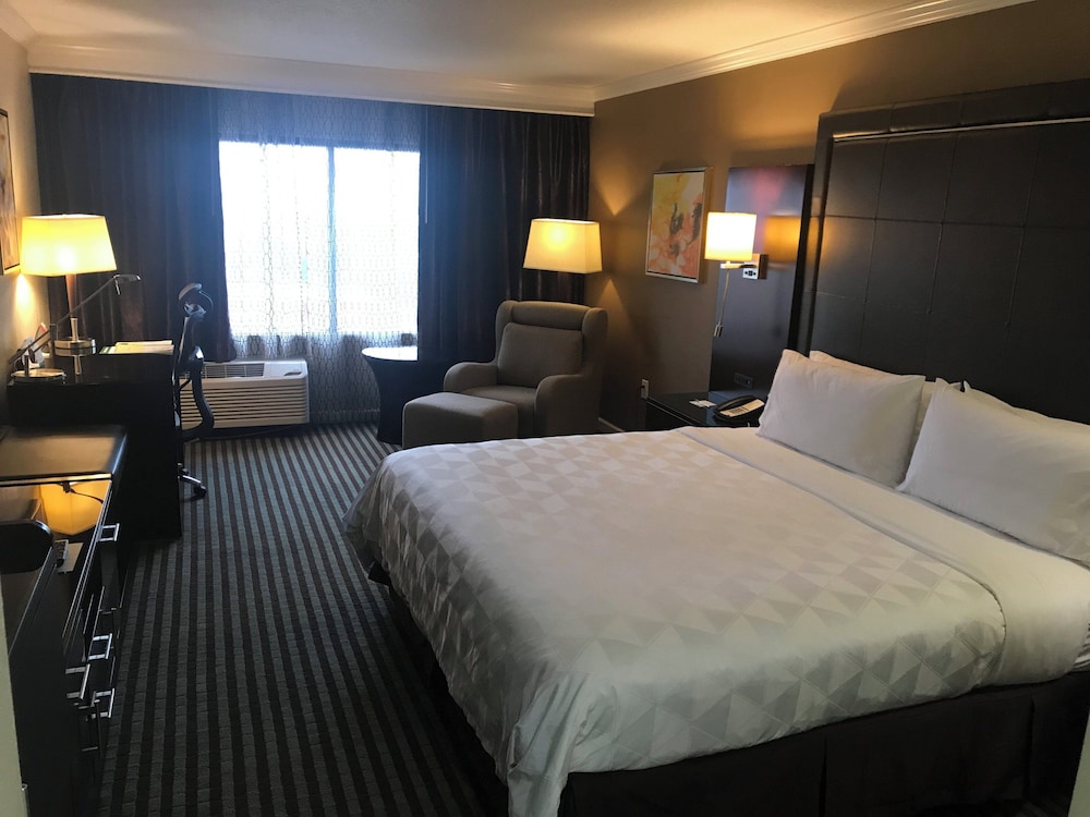 Holiday Inn Orlando East - UCF Area 22/59