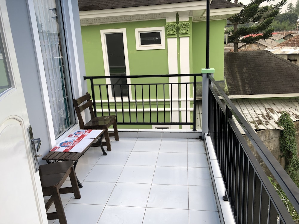Eton Asia Kota Bunga Villas 25/48