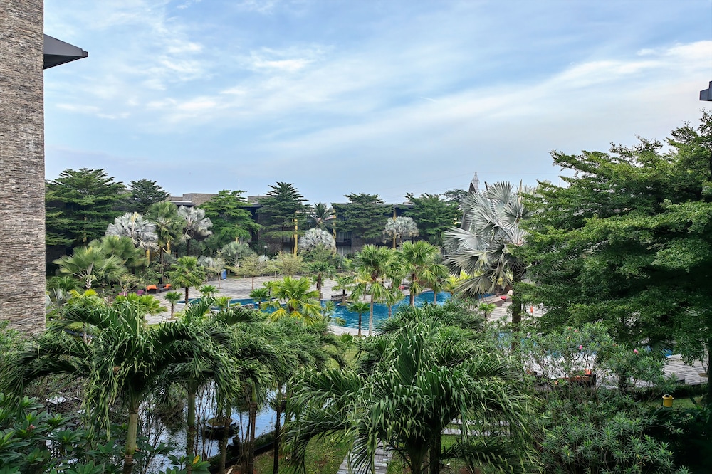 Novotel Palembang Hotel & Residence 52/55