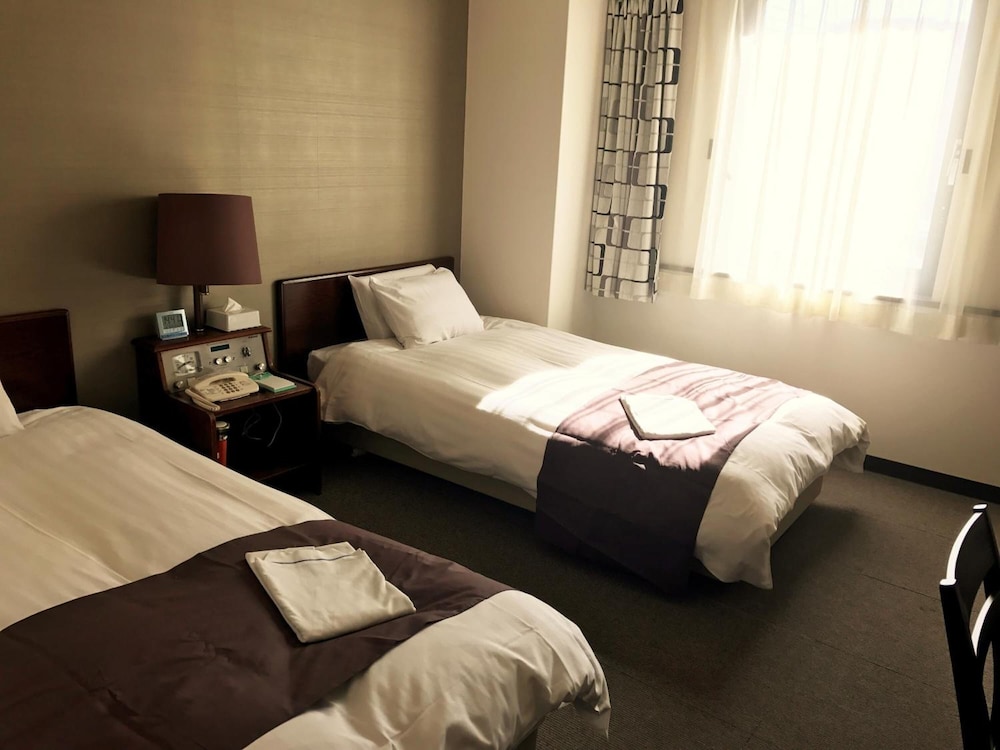 Hotel Tomakomai Green Hills 12/28