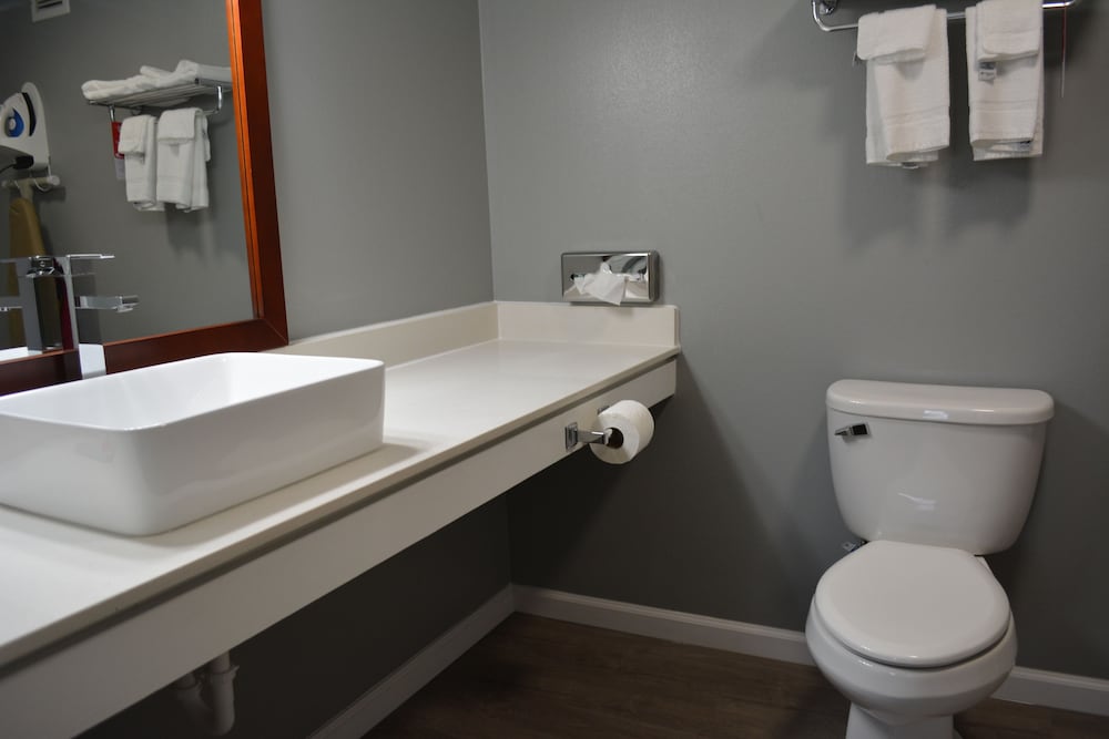 Escape Inn Hershey 16/25
