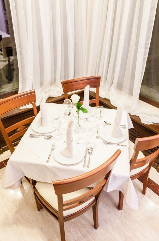 HOTEL BOUTIQUE BELVEDERE SINAIA 46/60