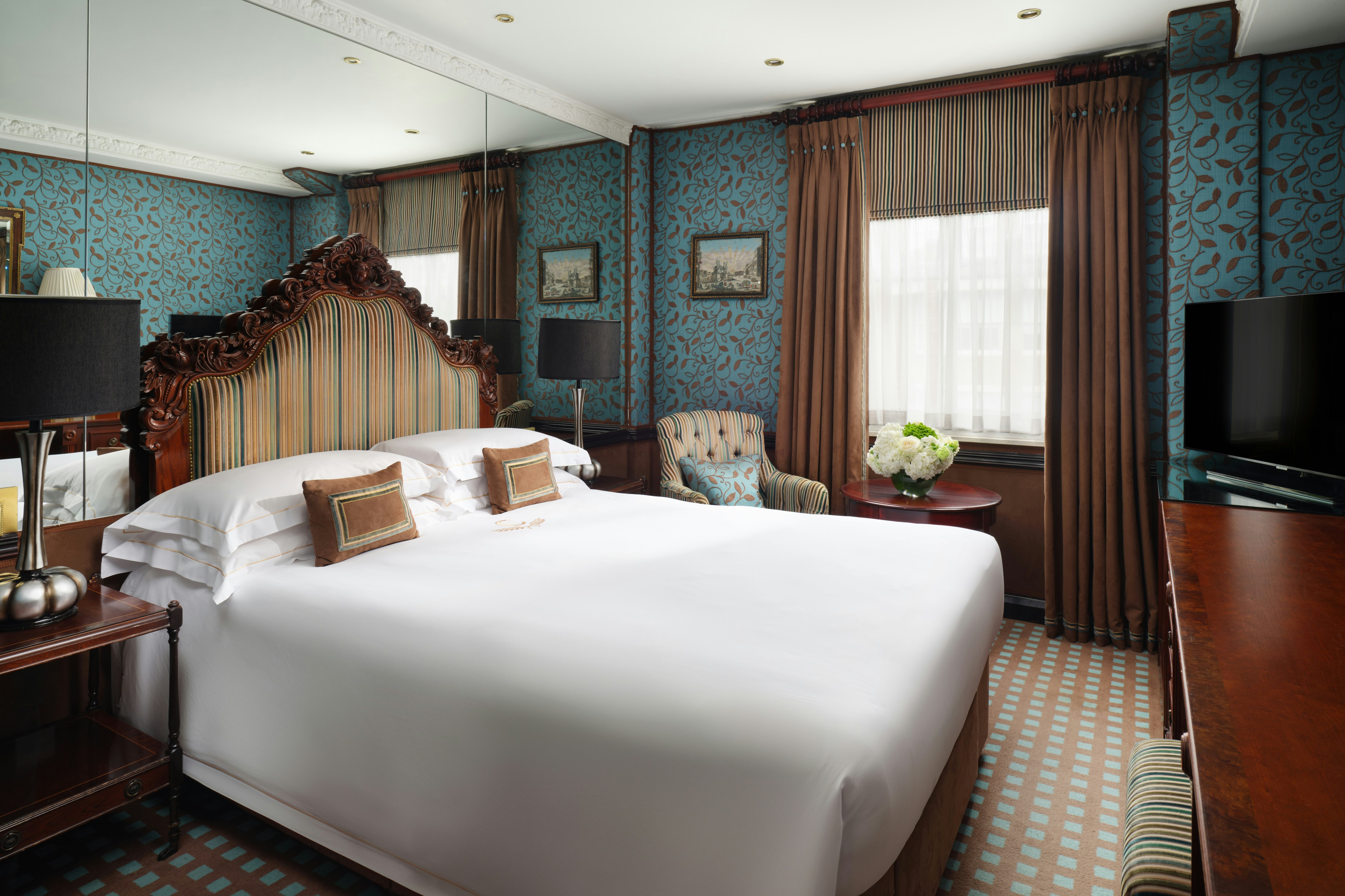 CLASSIC, DOUBLE BED
