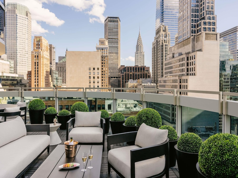 Sofitel New York 65/67
