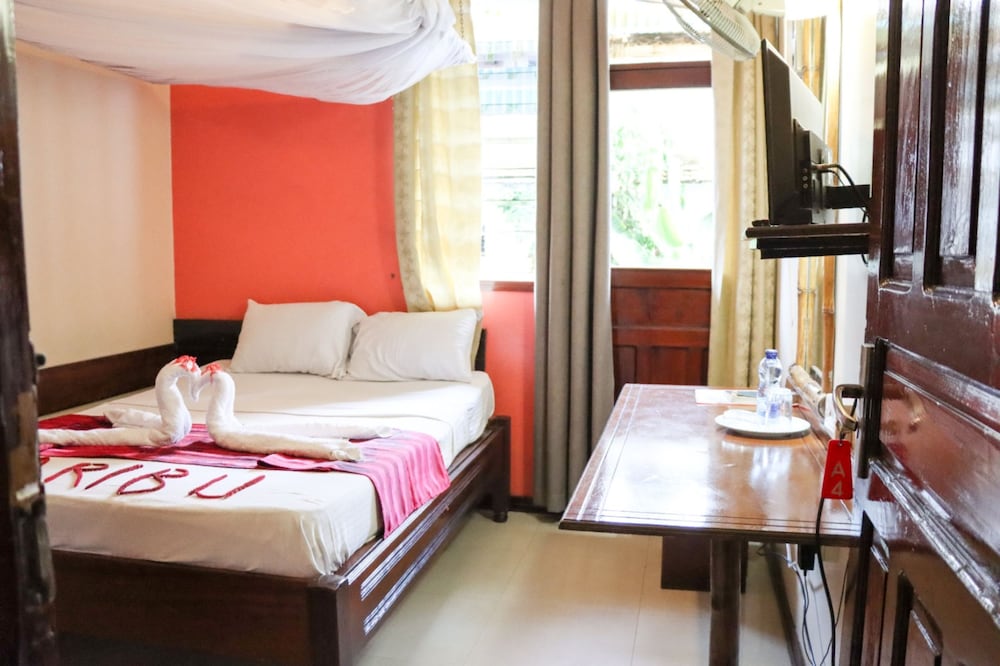 Darajani Hotel Ltd 9/50