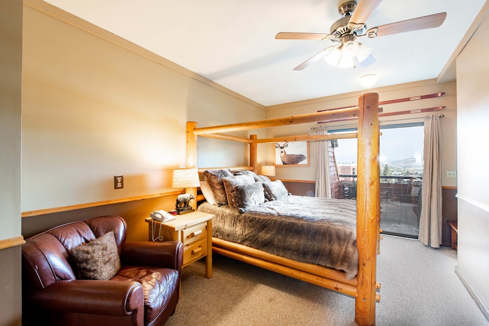 Lodge At Mountain Village 34/77