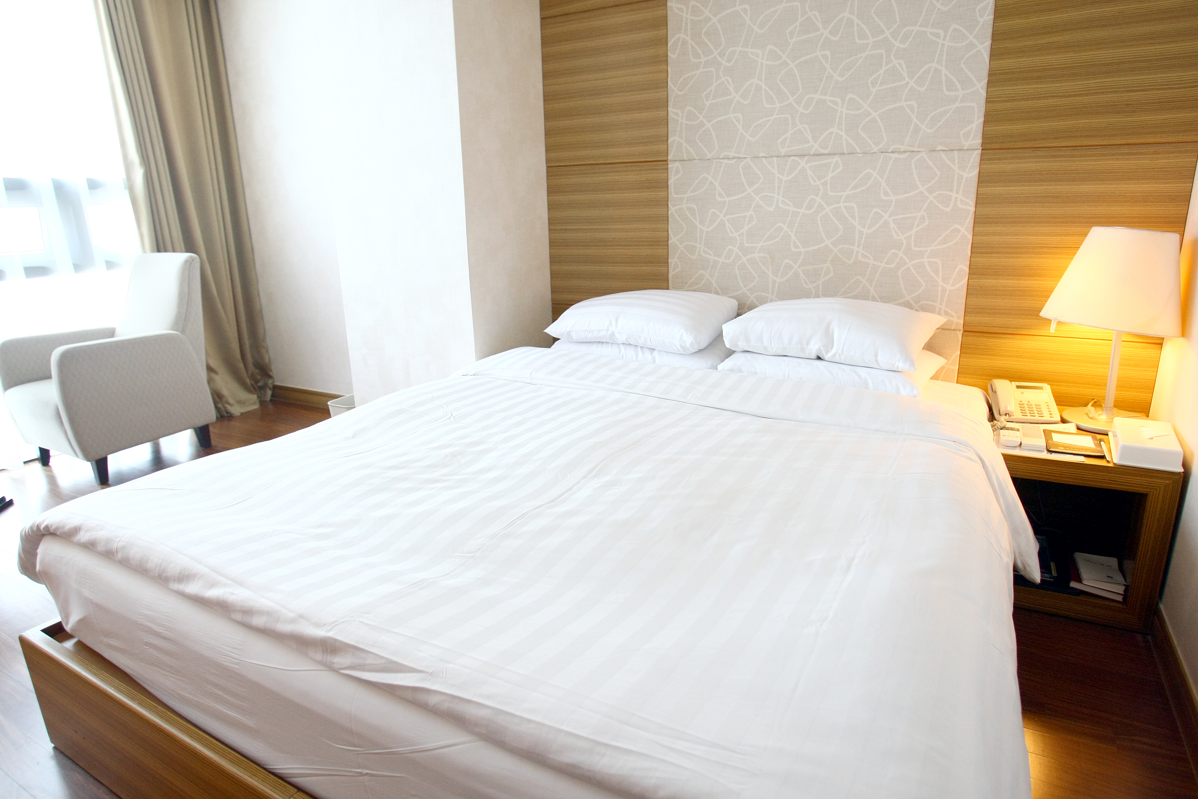 غرفة قياسية بسرير مزدوج، Sunset Hotel 4/10