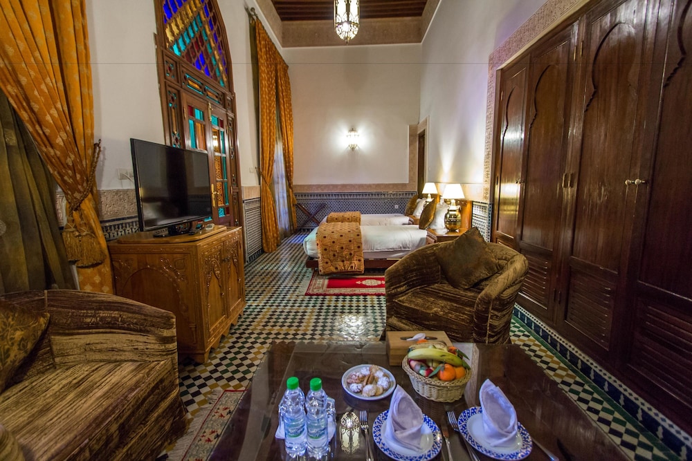 Riad Myra 32/75