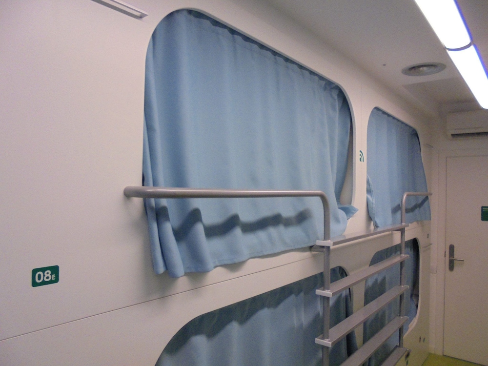 Dream Cube Hostel 2/30