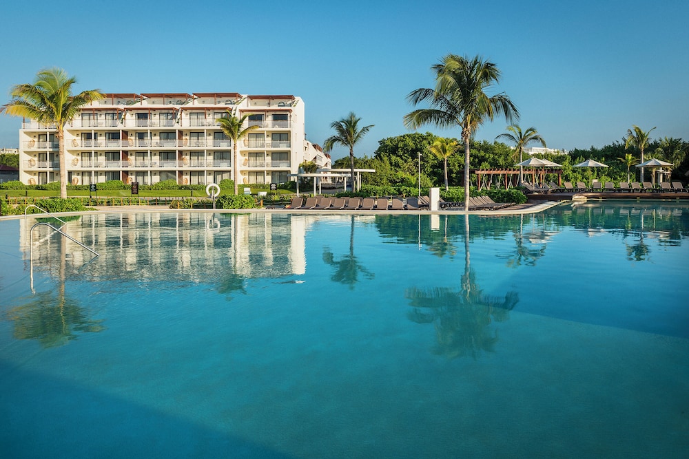 El Beso Adults Only at Ocean Riviera Paradise