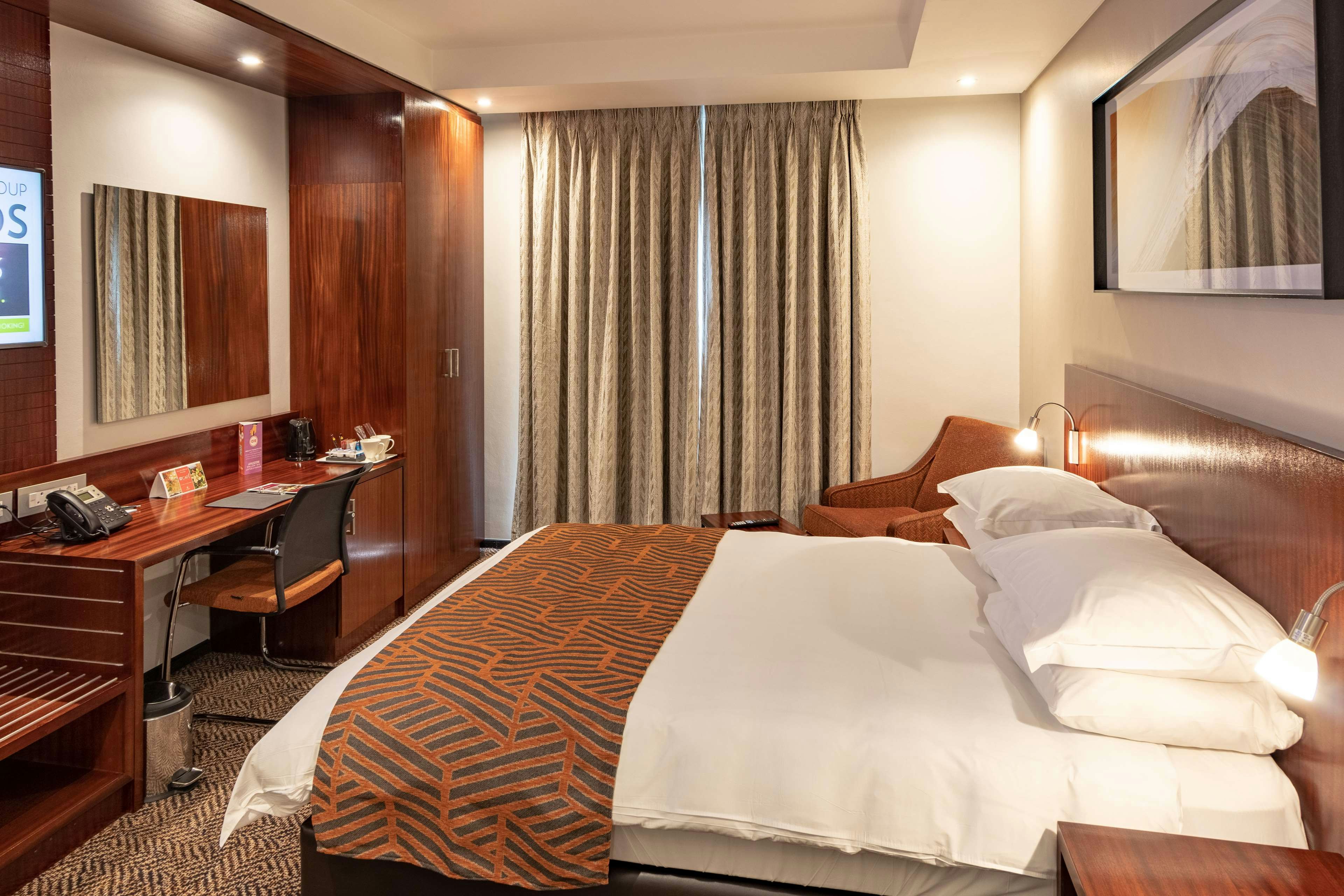 City Lodge Hotel at OR Tambo International Airport 15/48