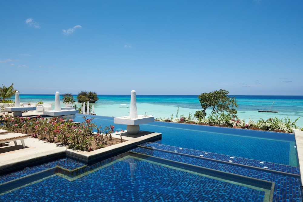 The Aiyana Resort and Spa 35/50