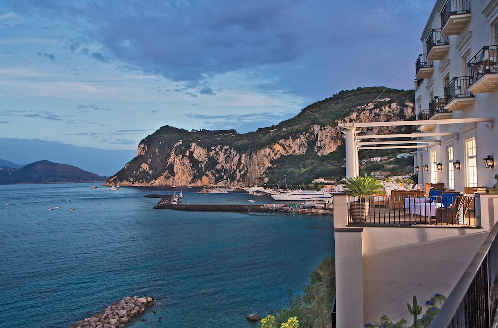 Jk Place Capri 36/50