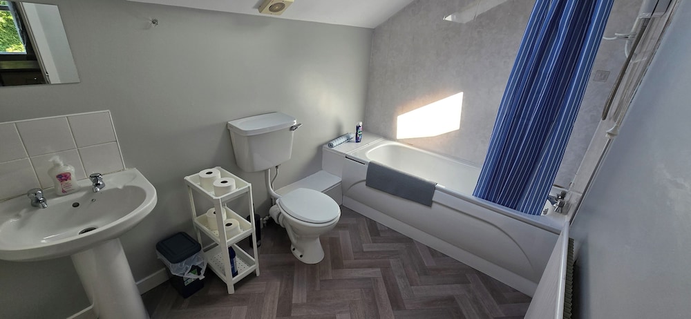 Castleton Gardens Apartments Belfast 32/34