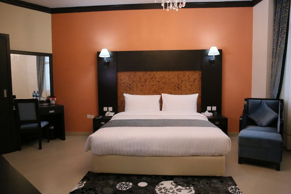 ROYAL PHOENICIA HOTEL 11/50