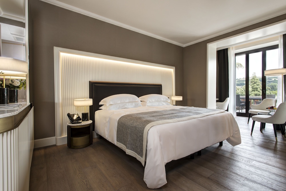Deluxe, Double Bed, Park View, Terrace, Pool Access