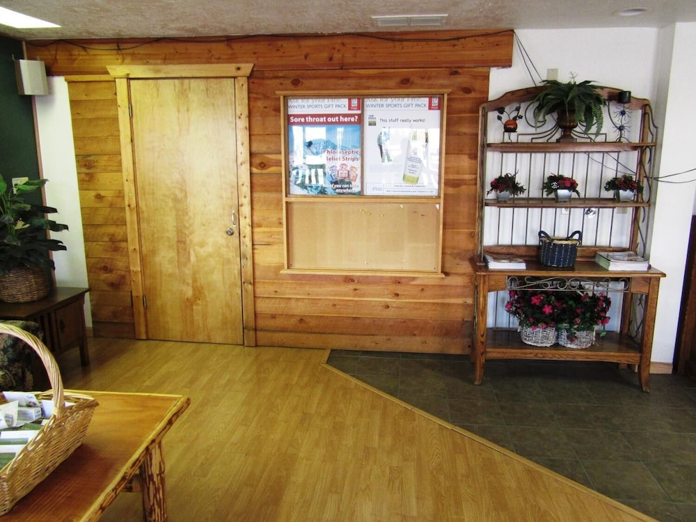 Yellowstone Country Inn 9/48