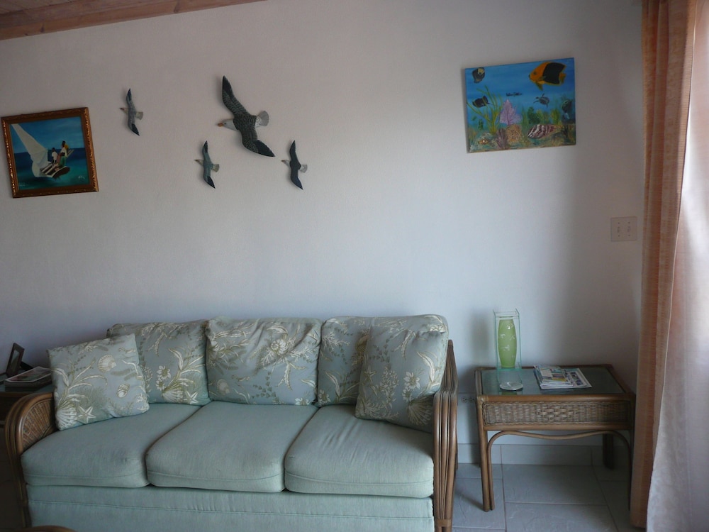 Cottage Cut Villas 10/28