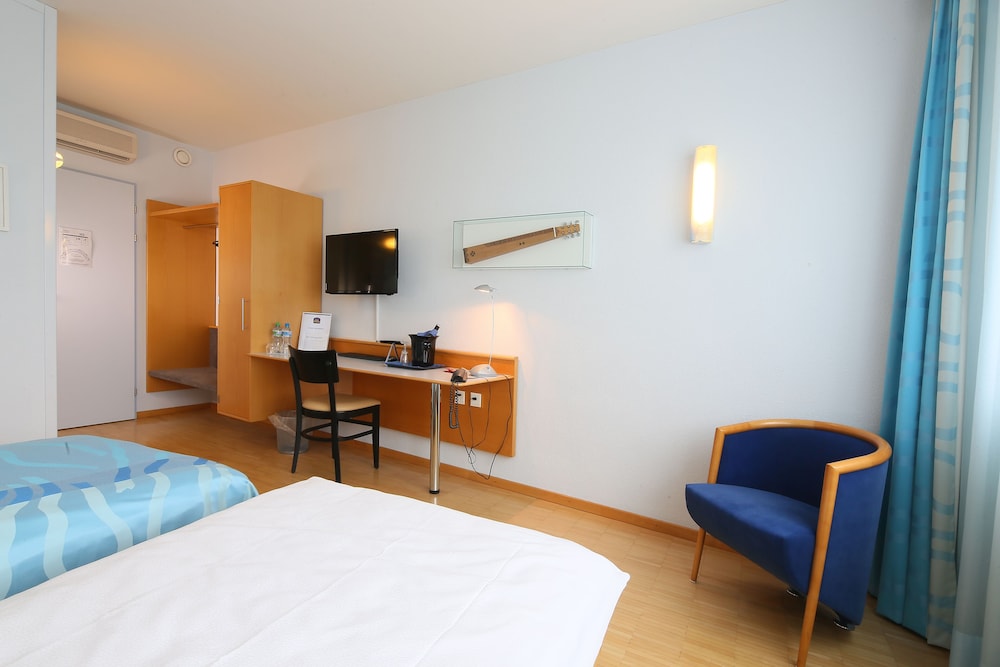 A1 Hotel Restaurant Grauholz AG 11/40