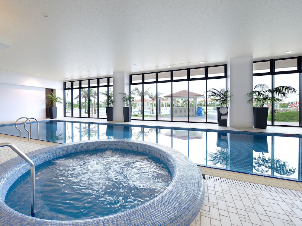 Southern Beach Hotel and Resort Okinawa 36/74
