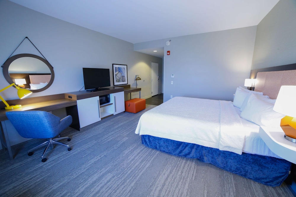 Hampton Inn Suites Forest City Nc 19/43