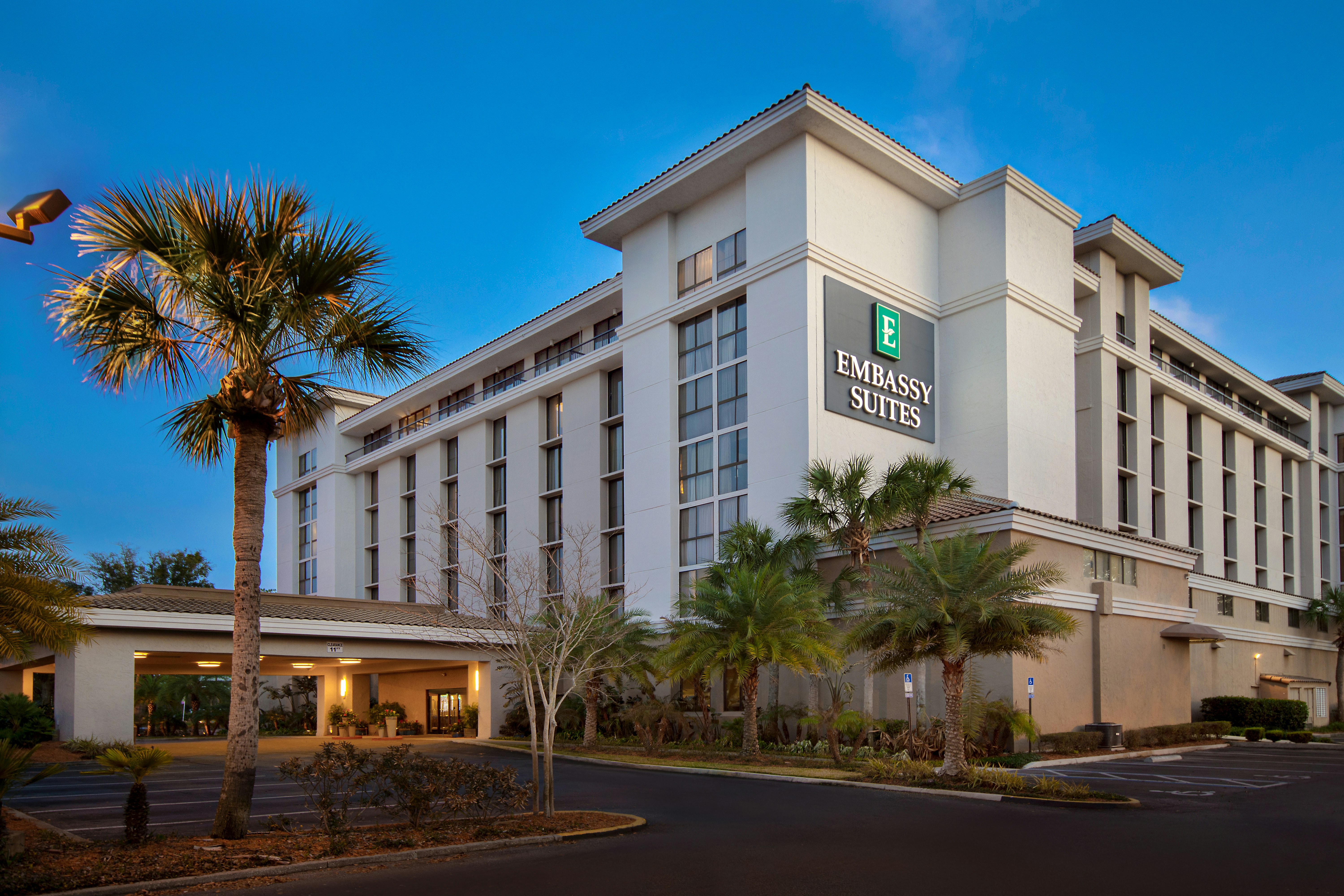 Embassy Suites by Hilton Jacksonville Baymeadows 81/85