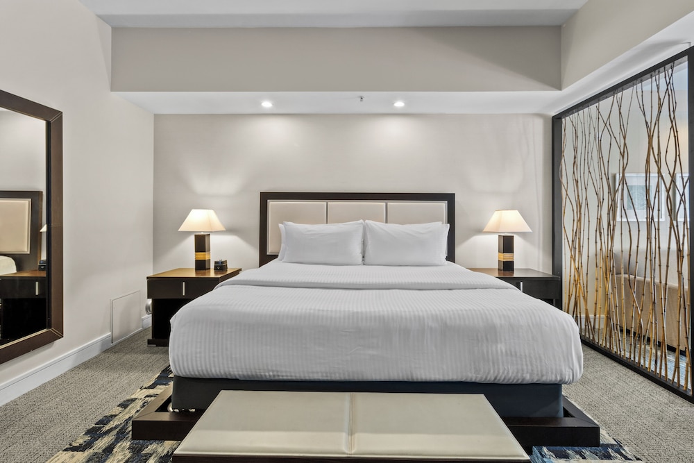 Provident Doral At the Blue Hotel 23/72