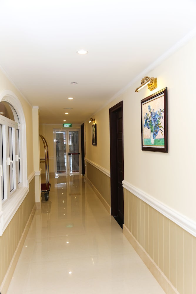 Iris Dalat Hotel 8/54