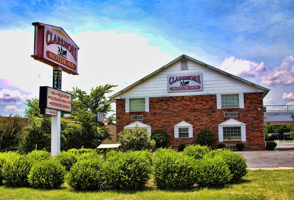 Claremore Motor Inn 1/34