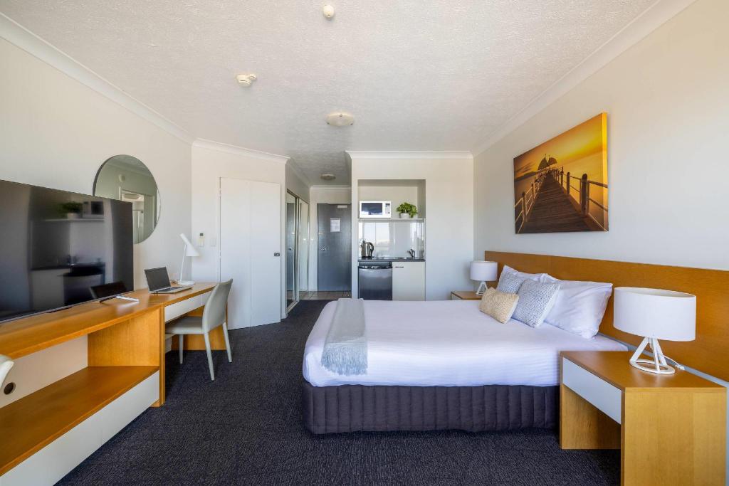 Upgrade, Efficiency, Suite, 2 Queen Beds