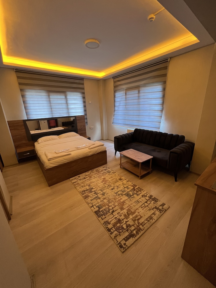 Near Suites Atasehir 15/26
