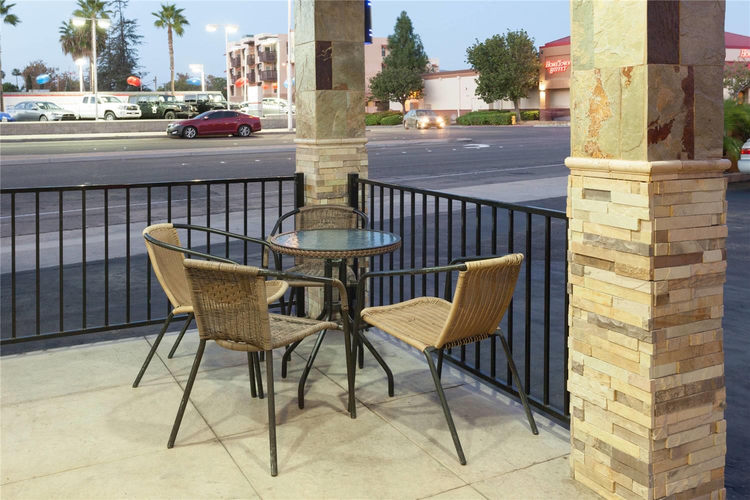 Om Park Inn and Suites El Cajon near San Diego 13/18