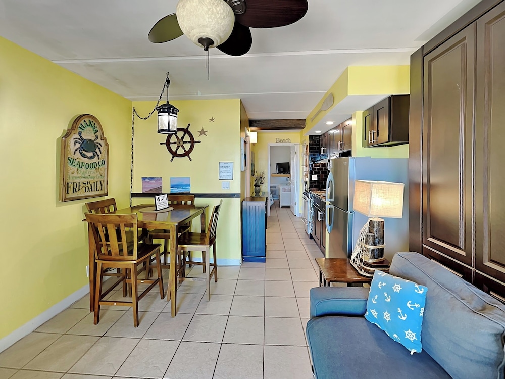 Beacher's Lodge 33/51