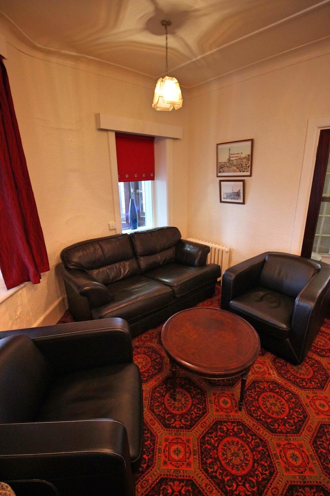 Headlands Hotel 30/50
