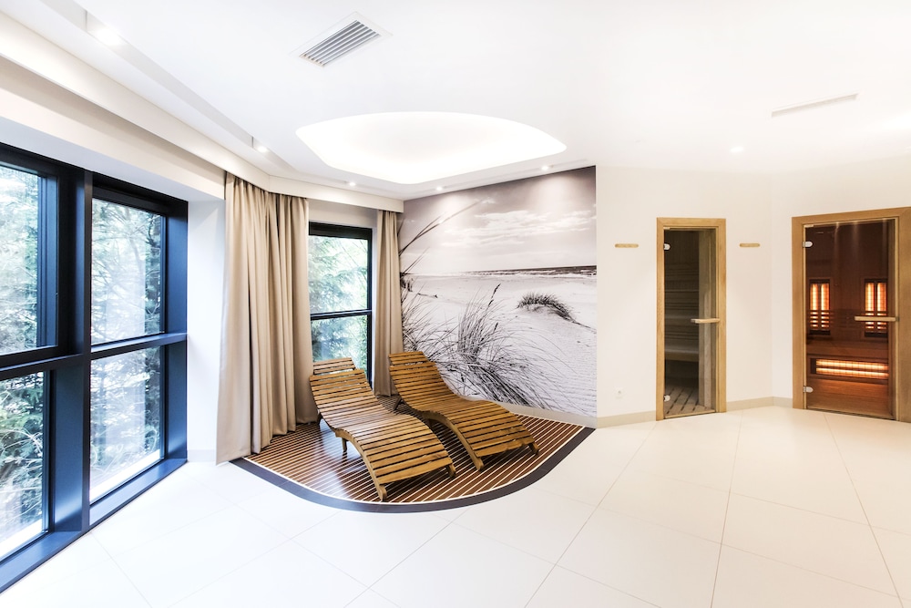 Hotel Platan 8/66