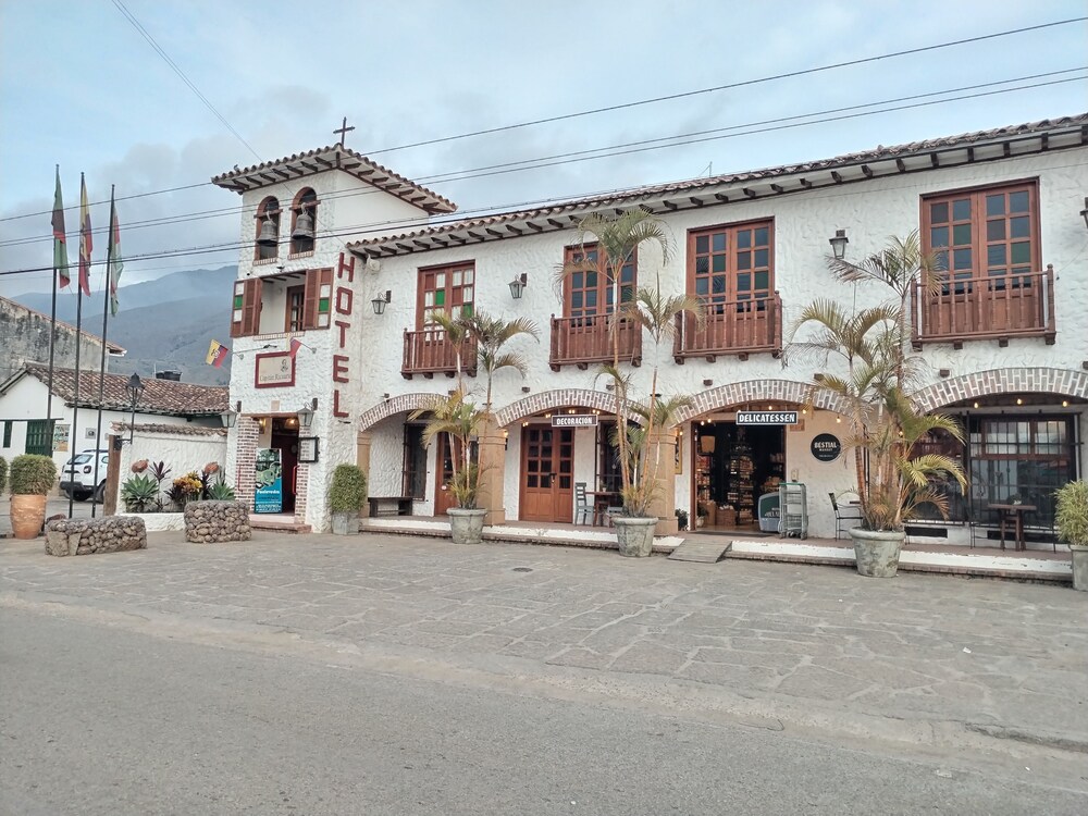 Hotel Capitan Ricaurte 2/66