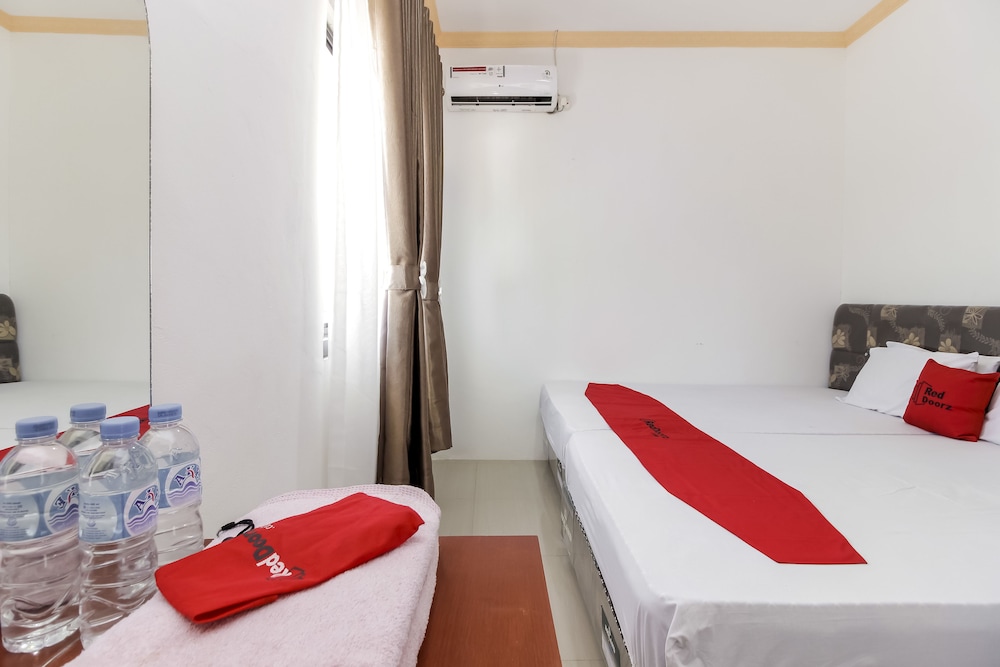 Reddoorz Near Sam Ratulangi Airport 6/23