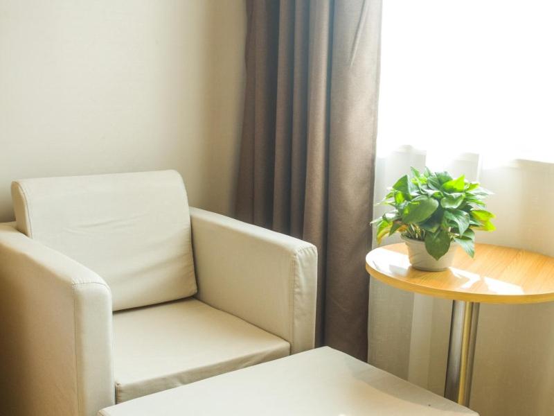 GreenTree Inn Hefei Lujiang County NO.1 Jin Street Express Hotel 15/21