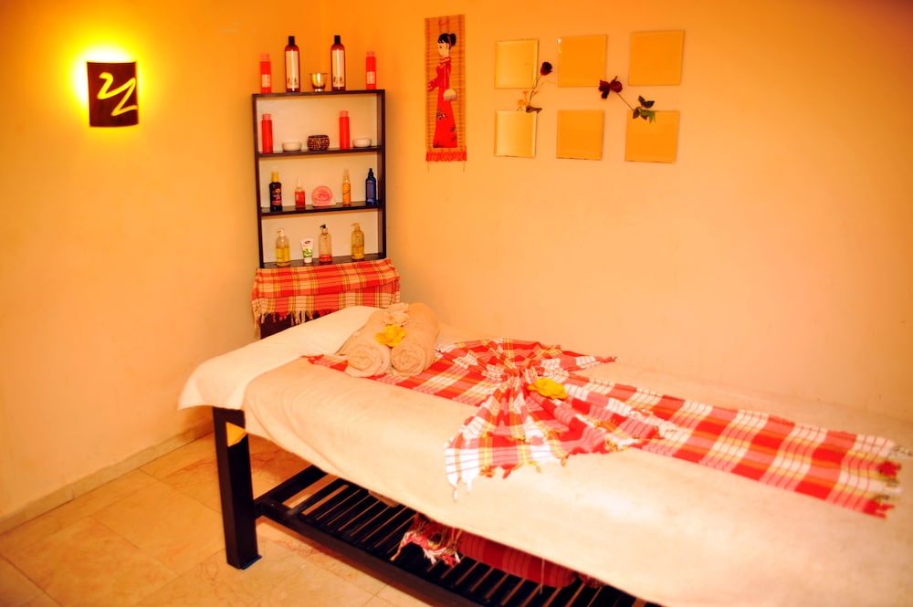 SunBeach Hill Hotel (ex Side Town by Z Hotels) 17/31
