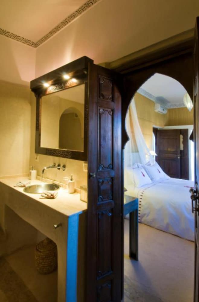 Riad Charai 31/77