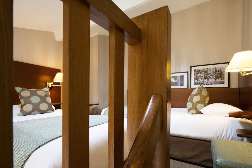 Espace Champerret 28/68